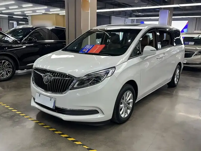 Buick GL8, 2017