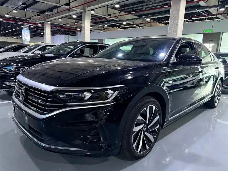 Volkswagen Passat, 2023