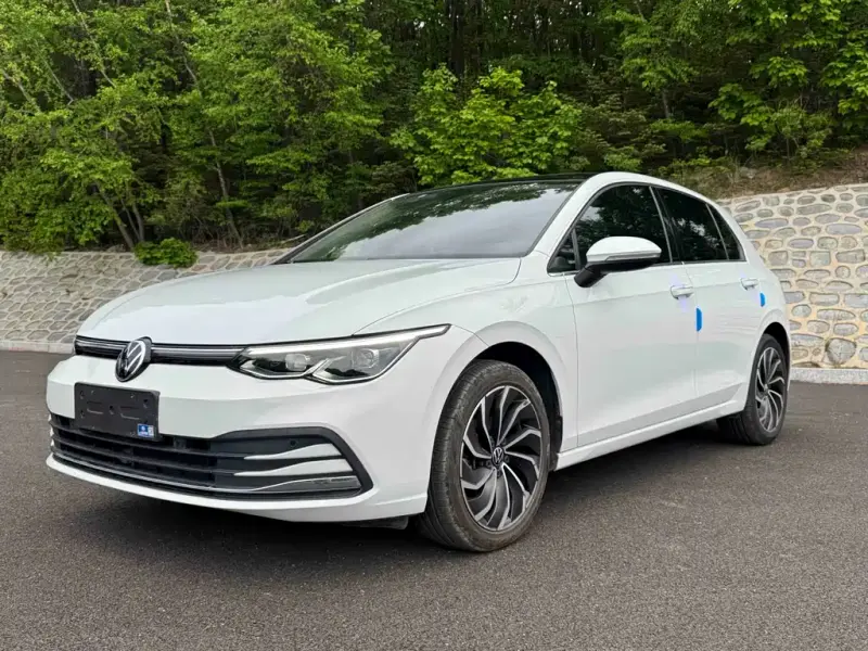 Volkswagen Golf, 2021