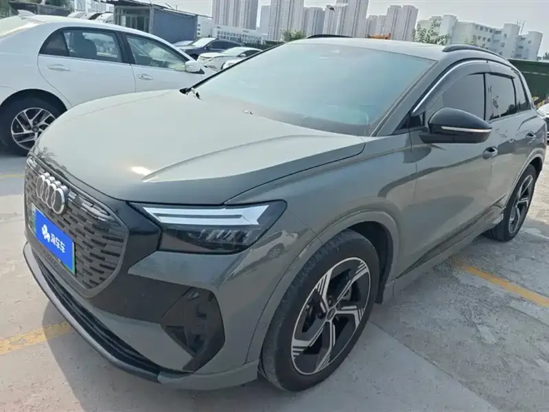 Audi Q4 e-tron, 2022