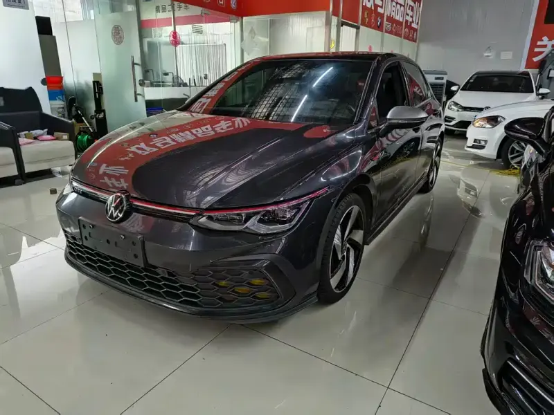 Volkswagen Golf GTI, 2022