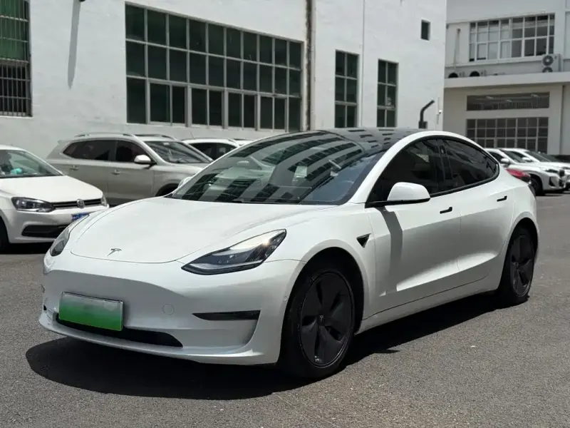 Tesla Model 3, 2020