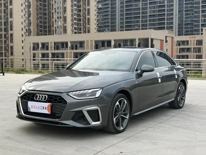 Audi A4L, 2022