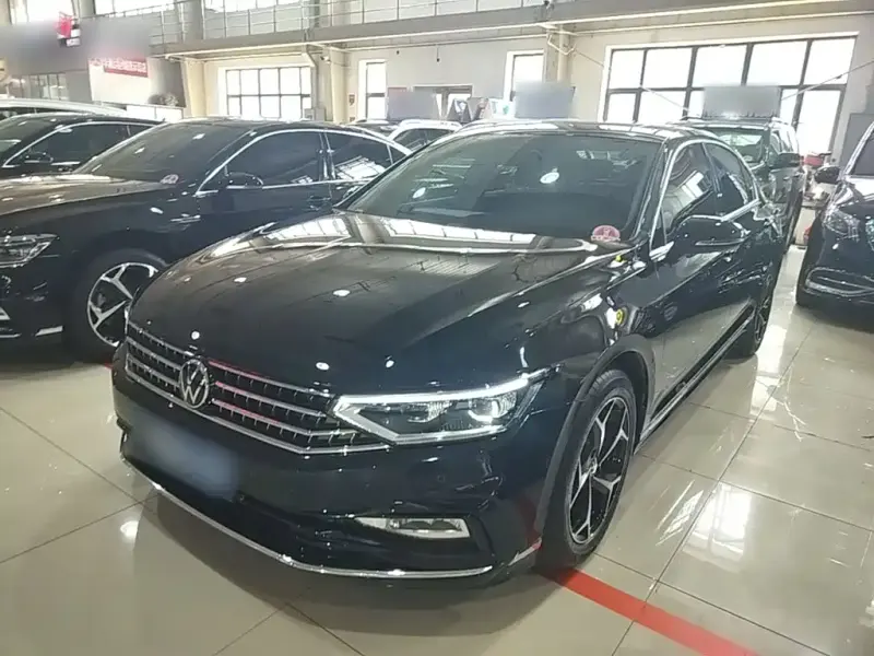 Volkswagen Magotan, 2025