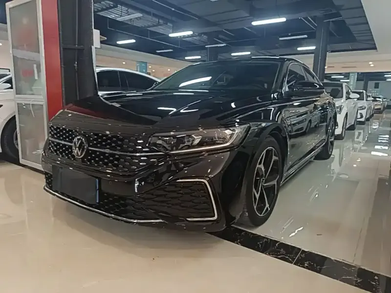 Volkswagen Passat, 2024