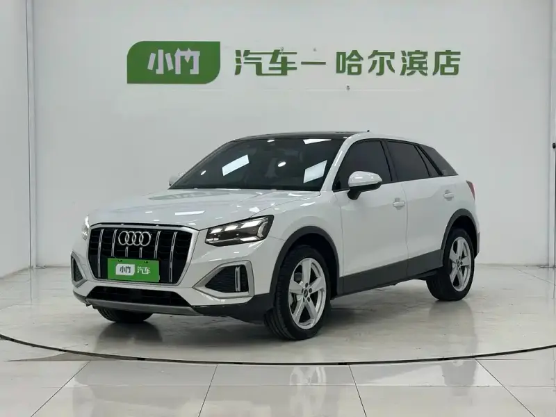 Audi Q2L, 2023