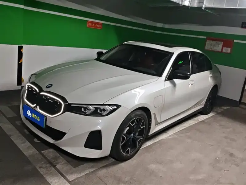 BMW i3, 2023