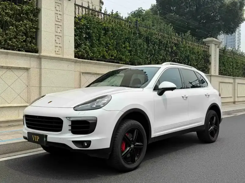 Porsche Cayenne, 2015