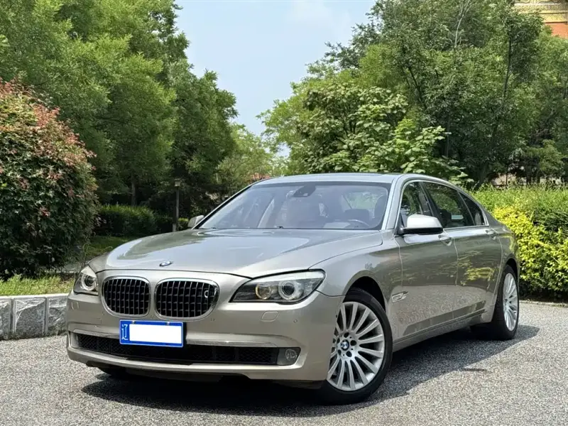 BMW 7 Series, 2012
