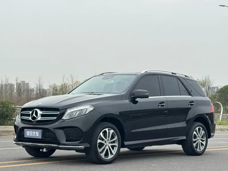 Mercedes-Benz GLE( ), 2016