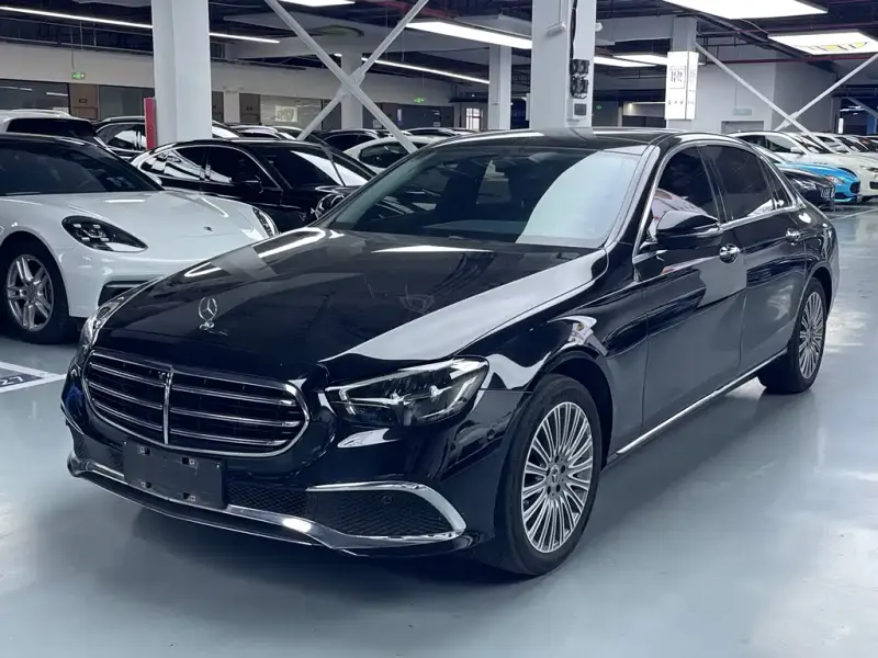 Mercedes-Benz E-Class, 2022