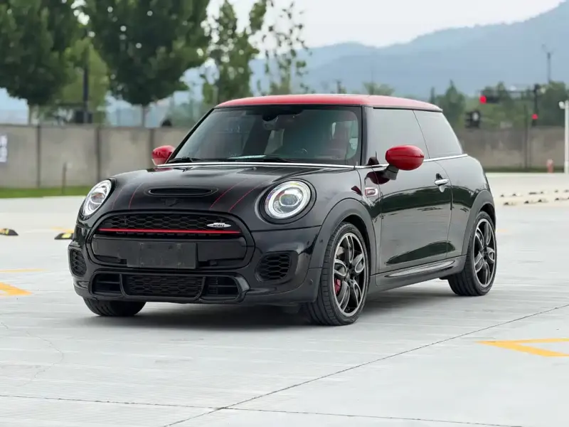 MINI JCW, 2021