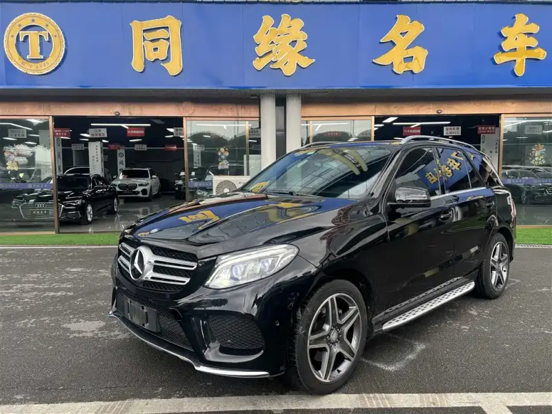 Mercedes-Benz GLE( ), 2016