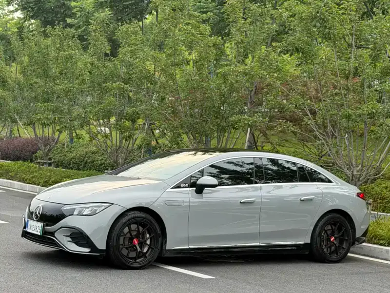 Mercedes-Benz EQE, 2023