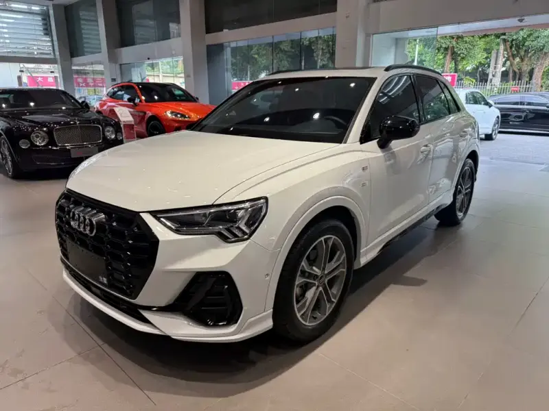 Audi Q3, 2023