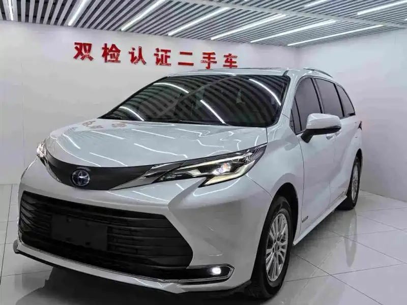 Toyota Sienna, 2022