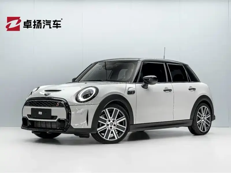 MINI Mini, 2024