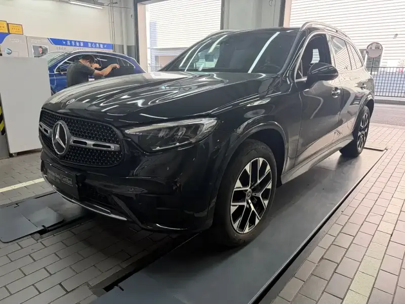Mercedes-Benz GLC, 2023