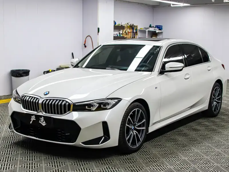 BMW 3 Series, 2023