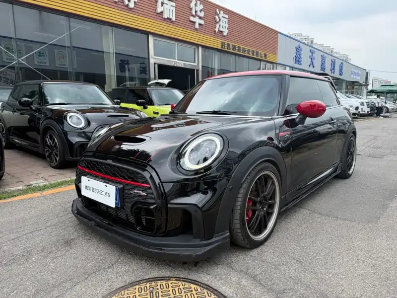 MINI JCW, 2022