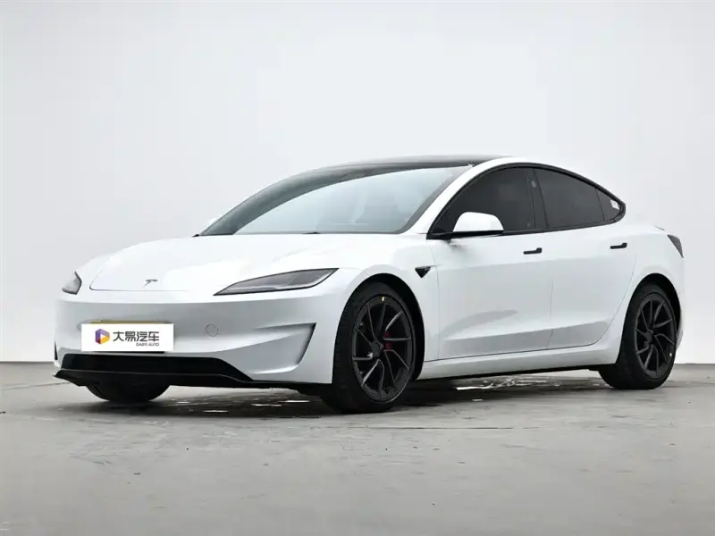 Tesla Model 3, 2024