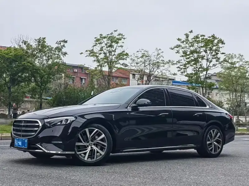 Mercedes-Benz E-Class, 2025