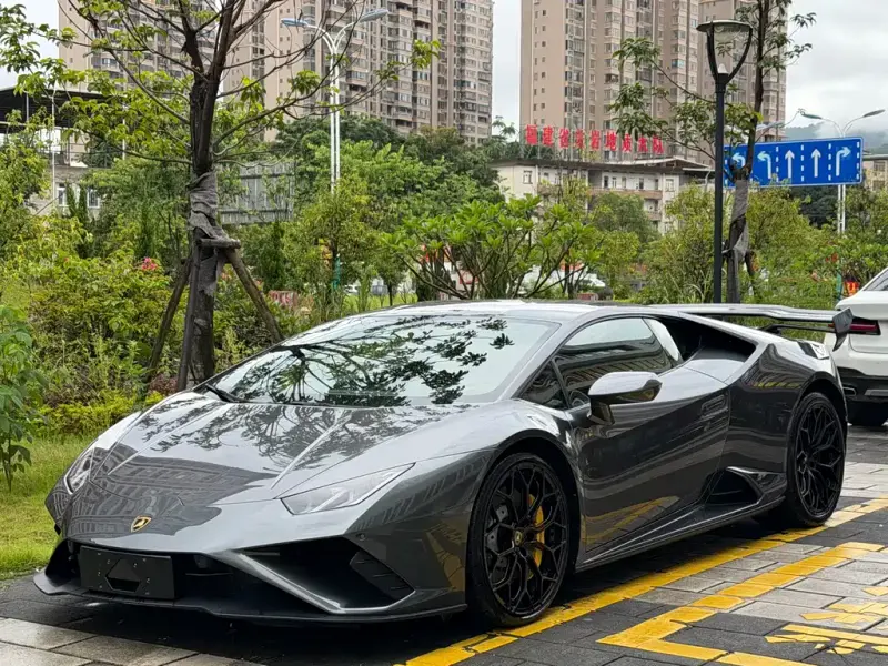 Lamborghini Huracán, 2022