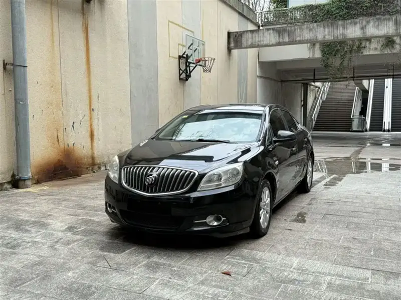 Buick Excelle, 2013