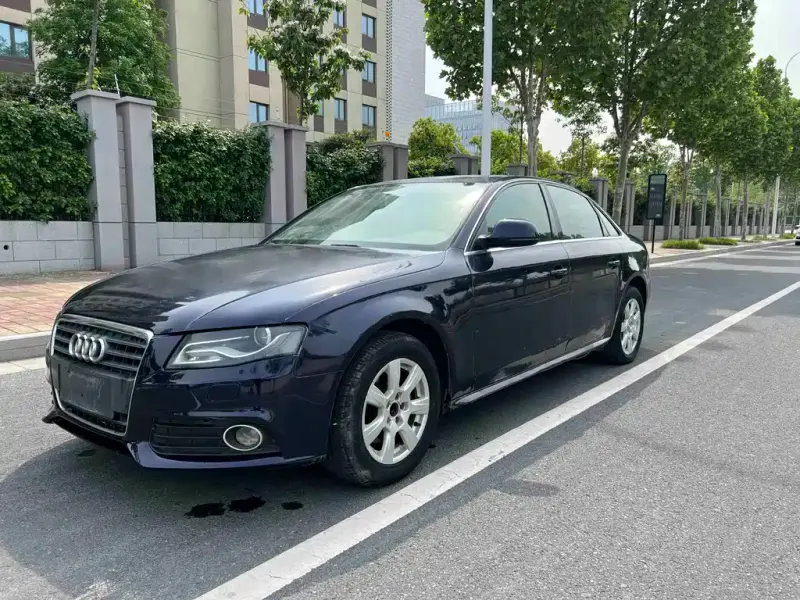 Audi A4L, 2010