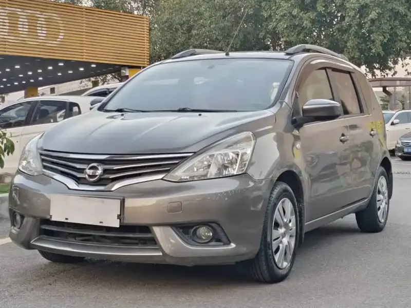 Nissan Livina, 2013