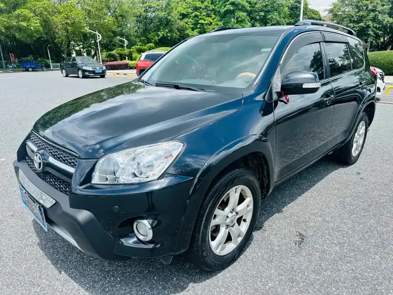 Toyota RAV4, 2012