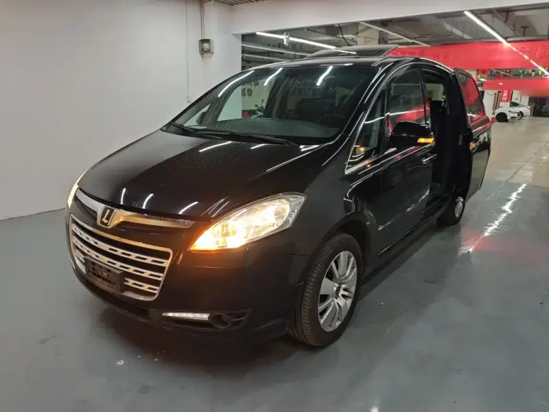 Luxgen Big 7 MPV, 2016