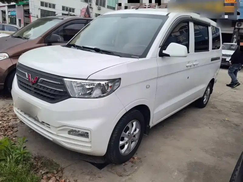 Wuling Hongguang V, 2022