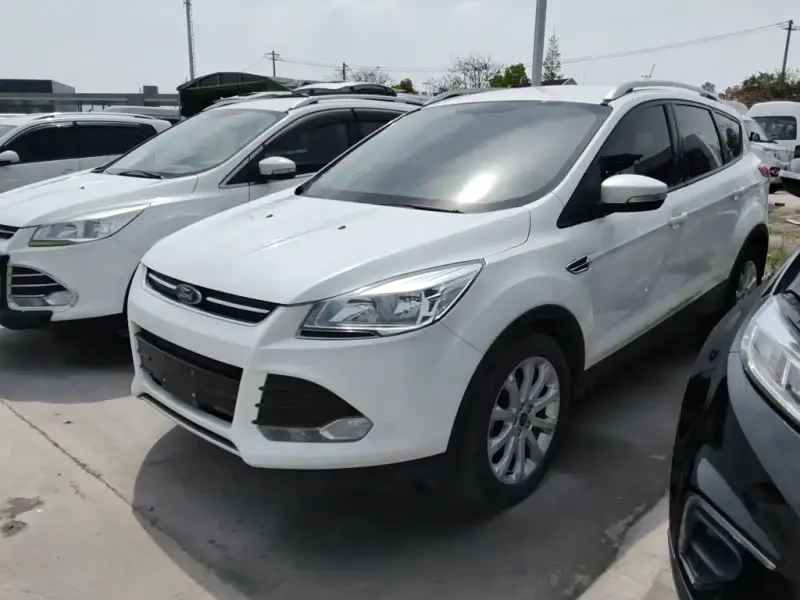 Ford Kuga, 2016