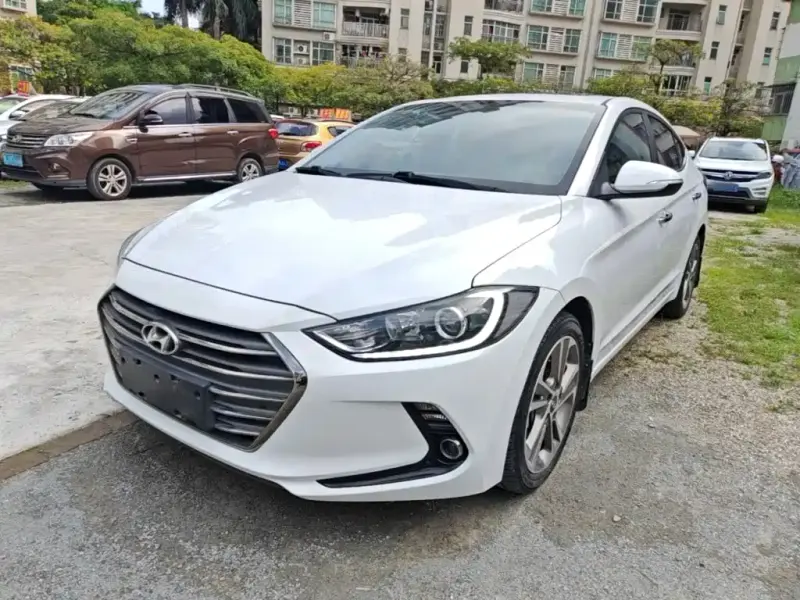 Hyundai Elantra, 2018