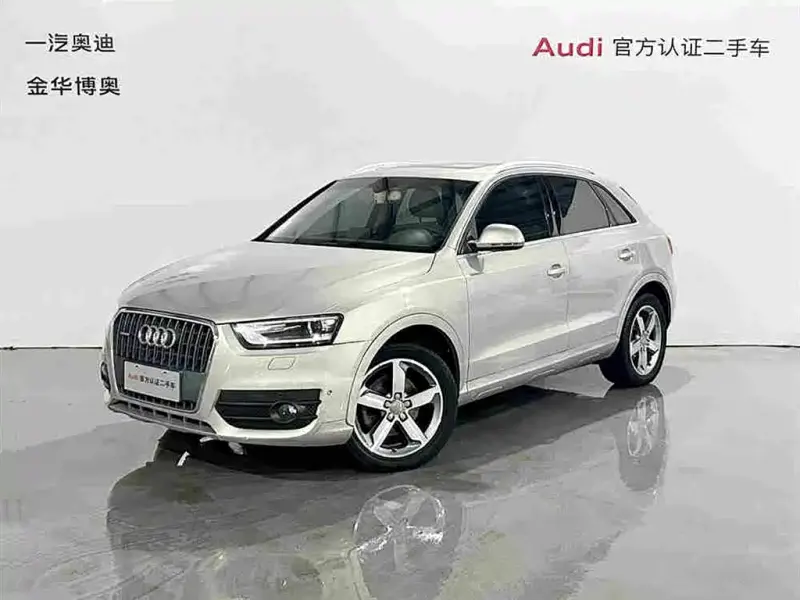Audi Q3, 2013