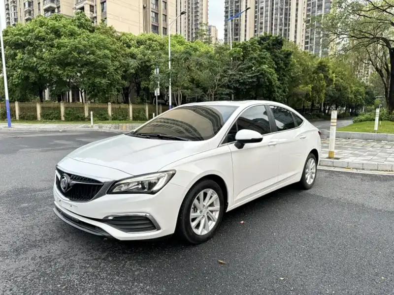 Buick Verano, 2018