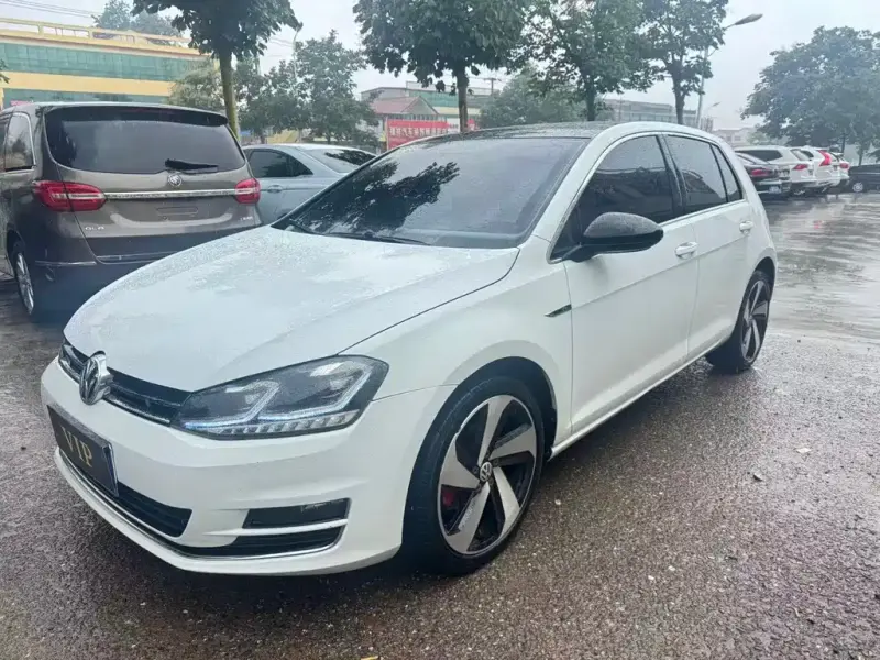 Volkswagen Golf, 2016