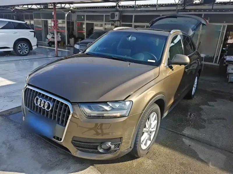 Audi Q3, 2015