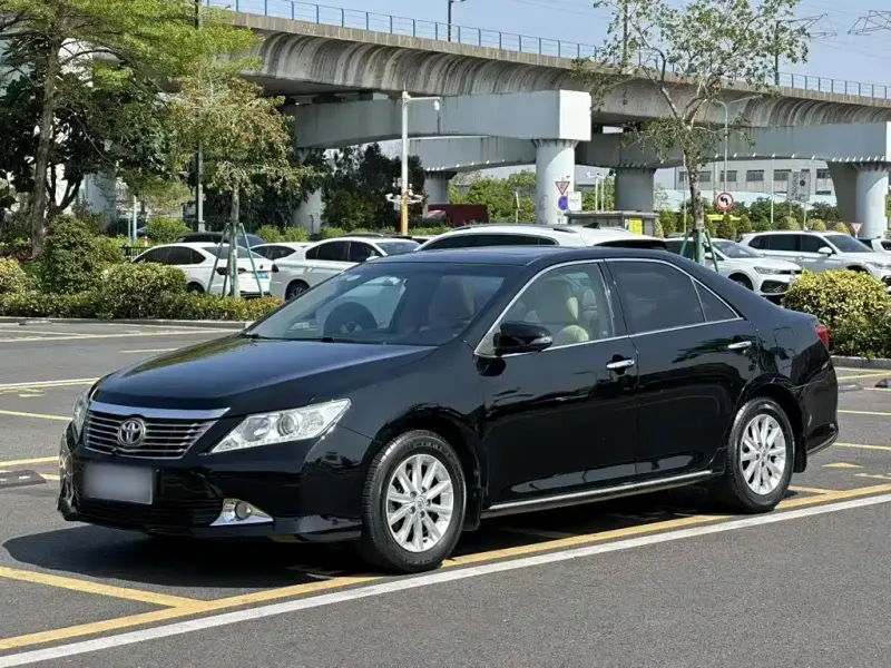 Toyota Camry, 2014