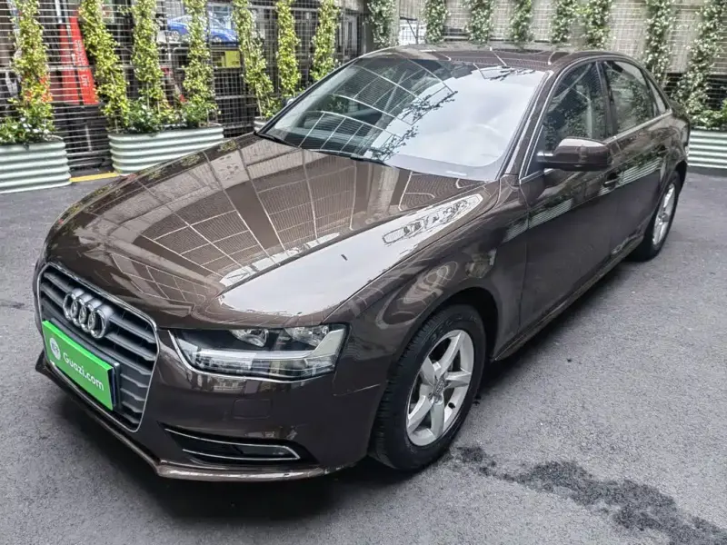 Audi A4L, 2014