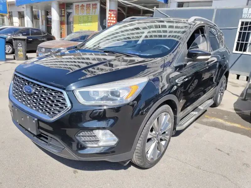 Ford Kuga, 2019