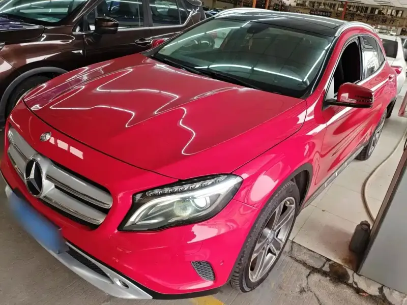 Mercedes-Benz GLA, 2015