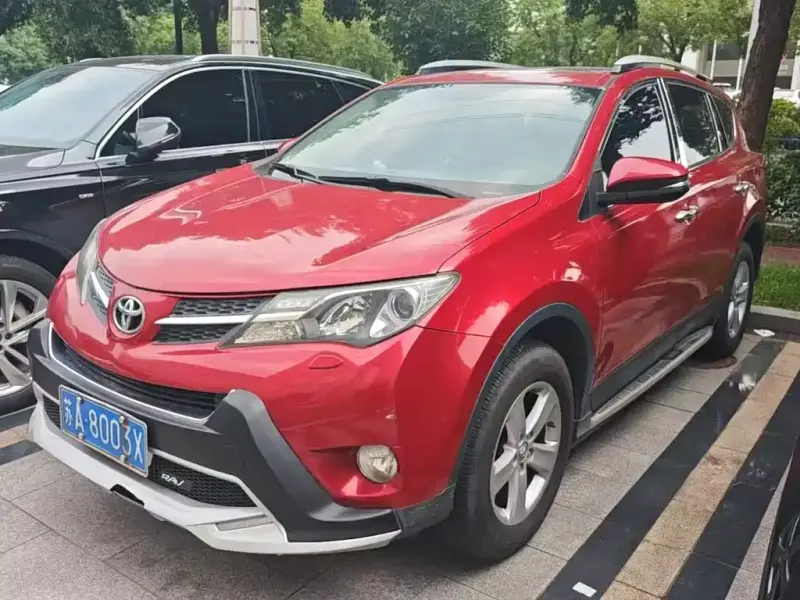 Toyota RAV4, 2013