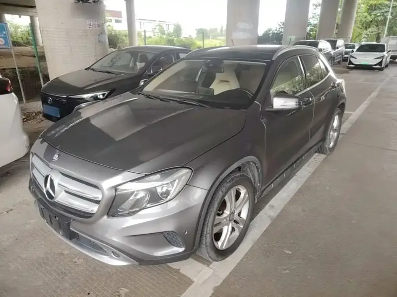 Mercedes-Benz GLA, 2016