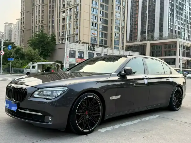BMW 7 Series, 2011