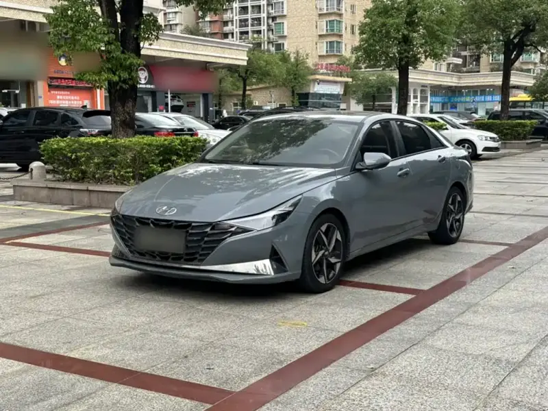 Hyundai Elantra, 2021