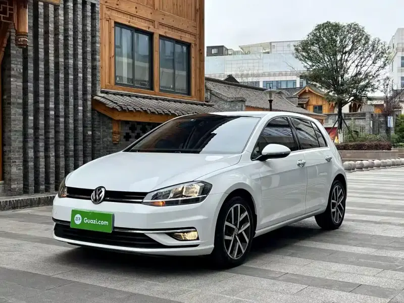 Volkswagen Golf, 2020