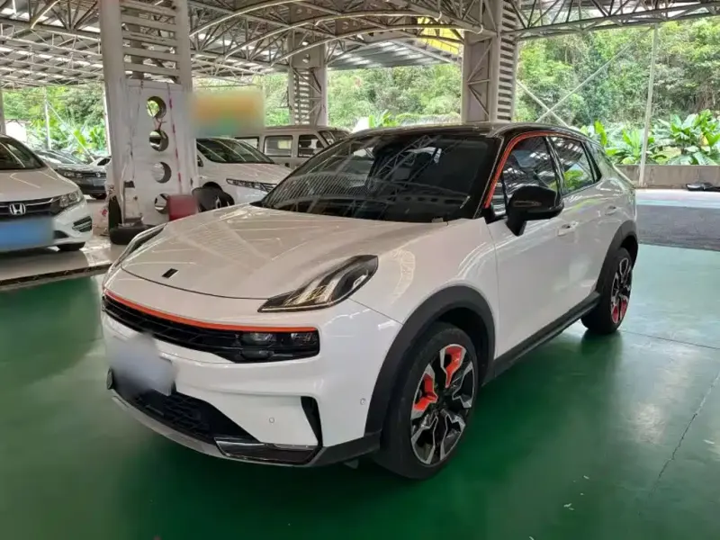 Lynk & Co 06, 2021