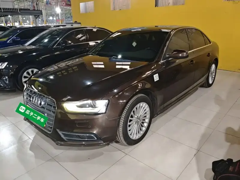 Audi A4L, 2015
